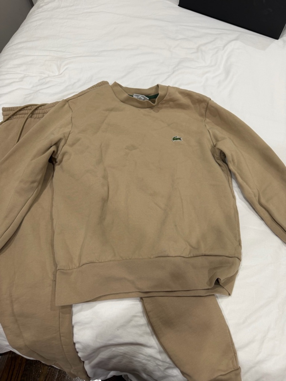 Lacoste Beige/Tan Crewneck Sweatshirt & Joggers Set - Picture 2 of 5